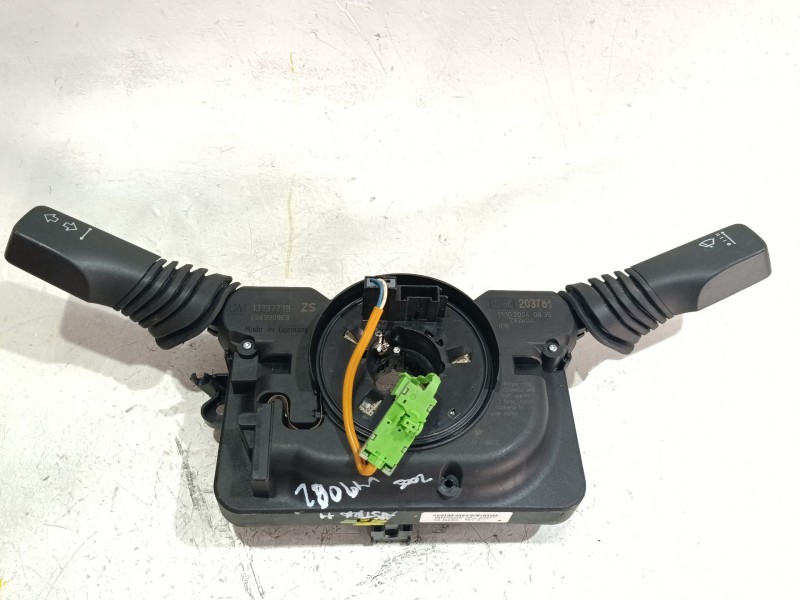 Recambio de mando multifuncion para opel astra h (a04) 1.7 cdti (l48) referencia OEM IAM 13197719  