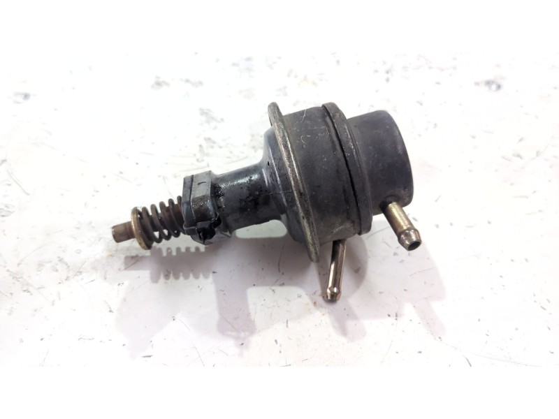 Recambio de bomba combustible para opel vectra a (1988) 1.6 referencia OEM IAM   