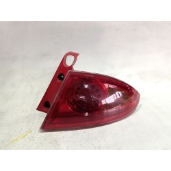 Recambio de piloto trasero derecho para seat leon (1p1) 1.4 tsi referencia OEM IAM e11927  