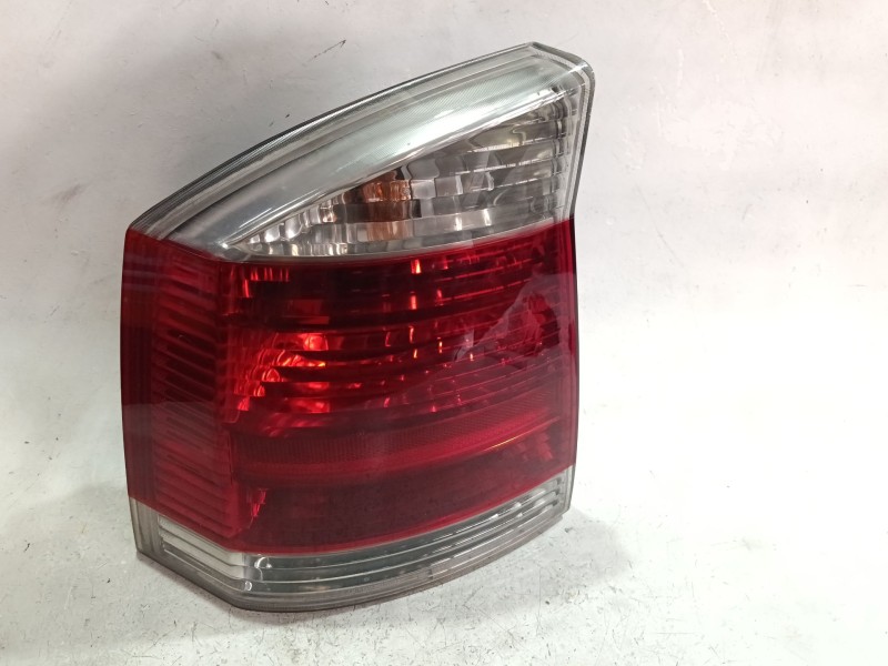 Recambio de piloto trasero izquierdo para opel vectra c (z02) 1.9 cdti (f69) referencia OEM IAM 13131000  