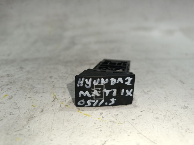 Recambio de boton luneta termica para hyundai matrix (fc) 1.5 crdi referencia OEM IAM 9371017000  