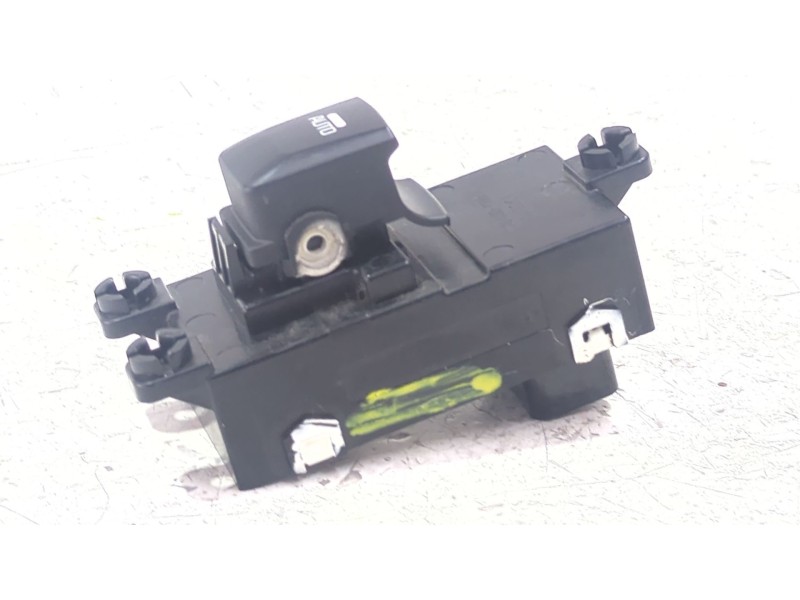 Recambio de mando elevalunas delantero derecho para kia cee´d (jd) 1.4 crdi 90 referencia OEM IAM 49D5101000  