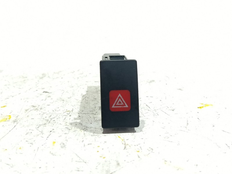 Recambio de boton emergencia para hyundai matrix (fc) 1.5 crdi referencia OEM IAM   