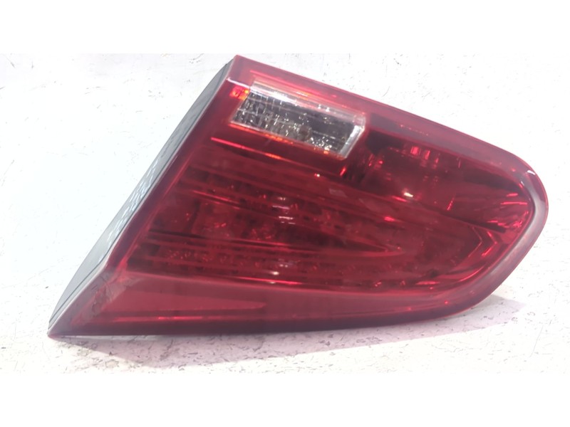 Recambio de piloto trasero derecho para kia cee´d (jd) 1.4 crdi 90 referencia OEM IAM 92404A20  