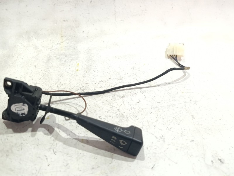 Recambio de mando limpiaparabrisas para bmw 5 (e28) 524 td referencia OEM IAM 38572  