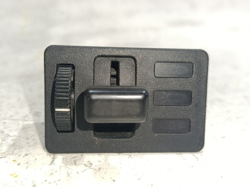 Recambio de mando luces para bmw 5 (e28) 524 td referencia OEM IAM 1019821  