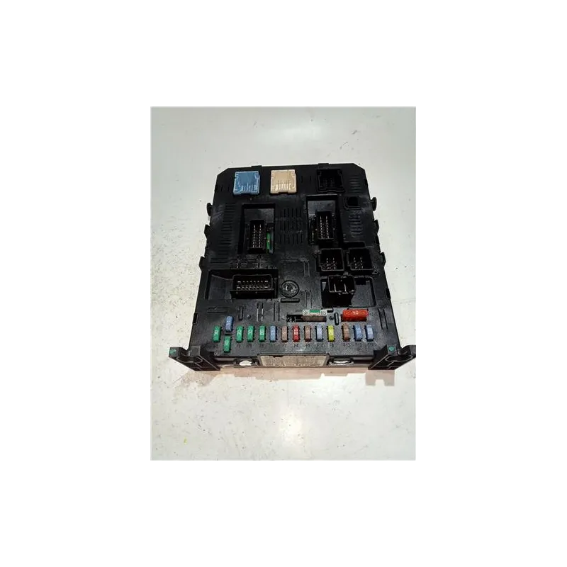 Recambio de caja fusibles/rele para citroën c3 (2002) hdi referencia OEM IAM 9661940480  