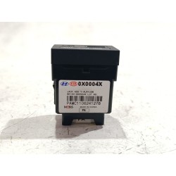 Recambio de conector usb / aux para kia sorento i (jc) 2.5 crdi referencia OEM IAM 96120  