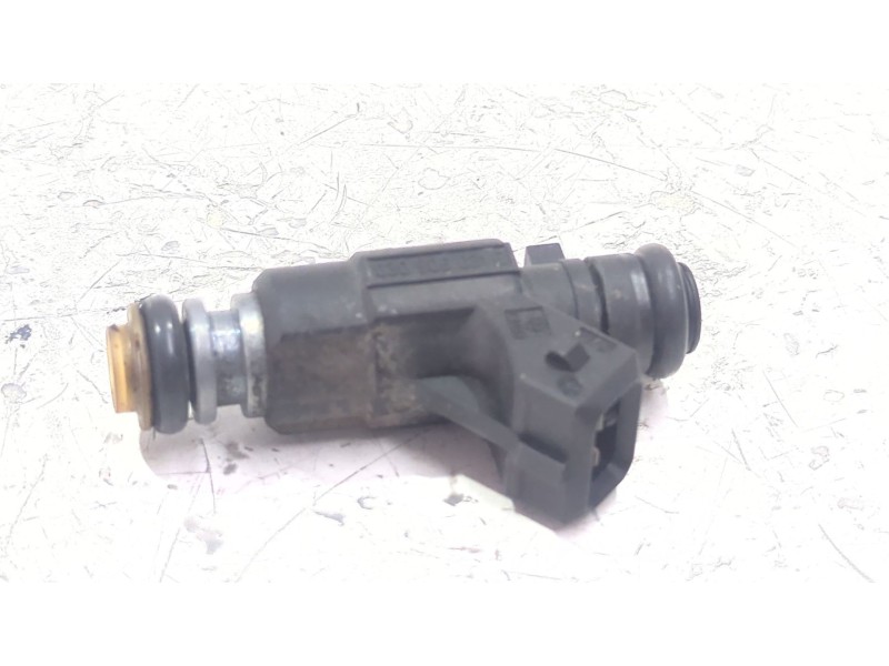 Recambio de inyector para volkswagen polo iii (6n1) 55 1.4 referencia OEM IAM 0280155731  