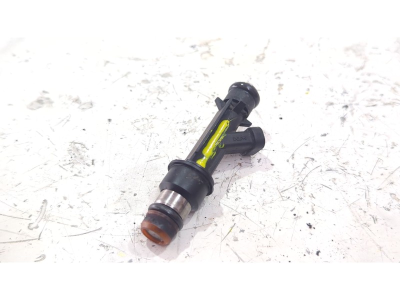 Recambio de inyector para daewoo tacuma 2.0 121 cv referencia OEM IAM 25315853  