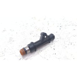 Recambio de inyector para daewoo tacuma 2.0 121 cv referencia OEM IAM 25315853  