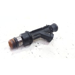 Recambio de inyector para daewoo tacuma 2.0 121 cv referencia OEM IAM 25315853  