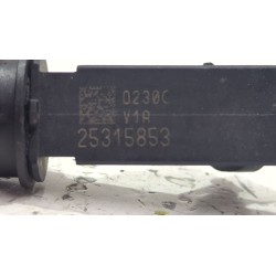 Recambio de inyector para daewoo tacuma 2.0 121 cv referencia OEM IAM 25315853  
