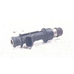 Recambio de inyector para daewoo tacuma 2.0 121 cv referencia OEM IAM 25315853  