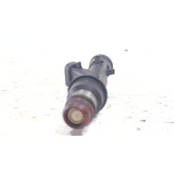Recambio de inyector para daewoo tacuma 2.0 121 cv referencia OEM IAM 25315853  