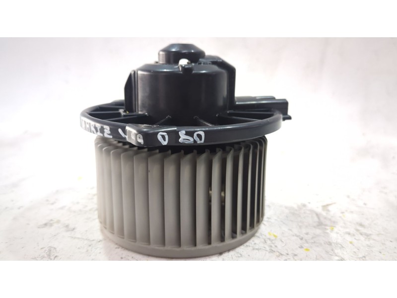 Recambio de motor calefaccion para toyota yaris (_p1_) 1.0 (scp10_) referencia OEM IAM 1940000821  