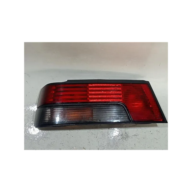 Recambio de piloto trasero izquierdo para peugeot 405 berlina (1987) 1.8 turbo diesel referencia OEM IAM 6751223  