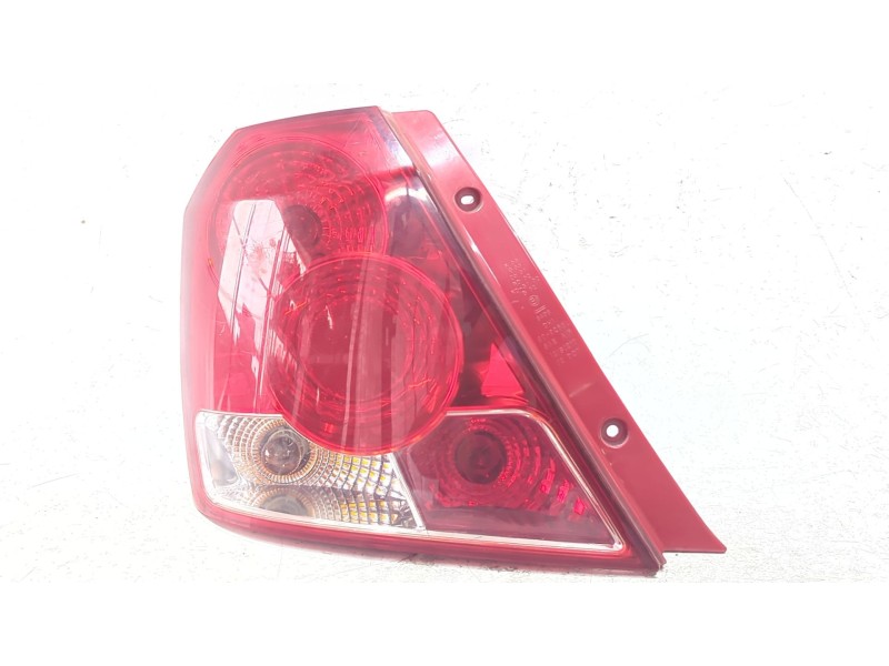 Recambio de piloto trasero izquierdo para daewoo kalos (klas) 1.4 16v referencia OEM IAM 300266L  