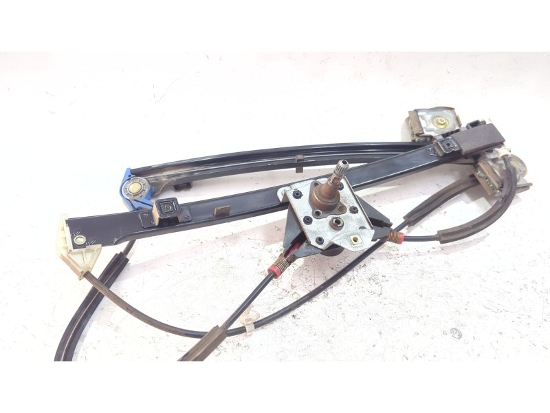Recambio de mecanismo elevalunas delantero derecho para seat ibiza ii (6k1) 1.9 d referencia OEM IAM 6K383740  