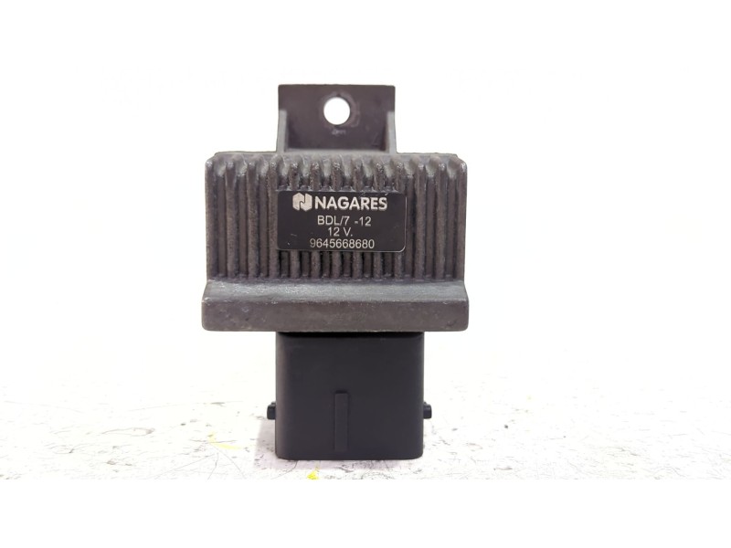 Recambio de caja precalentamiento para peugeot bipper (aa_) 1.4 hdi referencia OEM IAM 9645668680  
