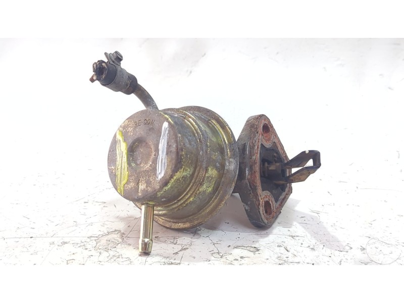 Recambio de bomba combustible para peugeot 205 ii (20a/c) 1.3 referencia OEM IAM 10500002  