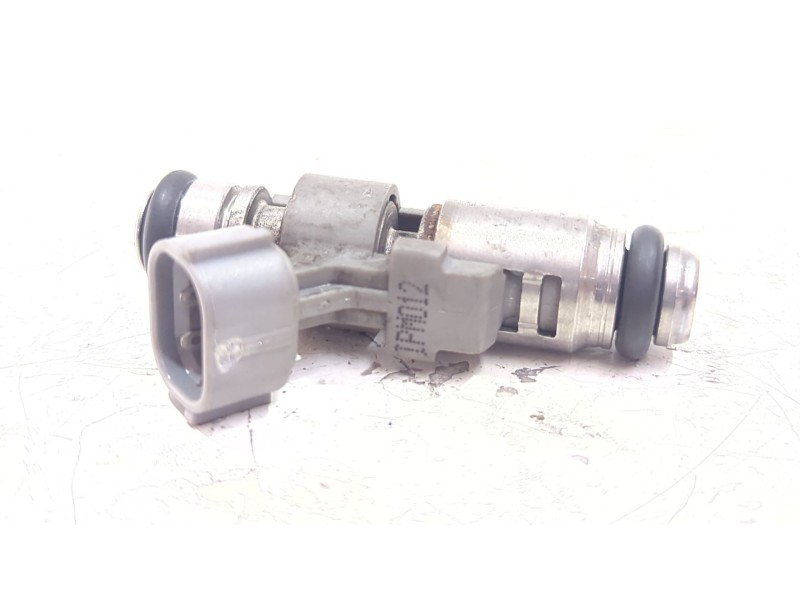 Recambio de inyector para peugeot 206 (1998) 1.4 16v referencia OEM IAM IPM012  