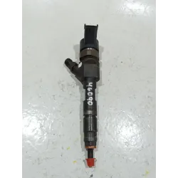 Recambio de inyector para renault megane ii (bm0/1_, cm0/1_) 1.9 d 131 cv referencia OEM IAM 8200389369  