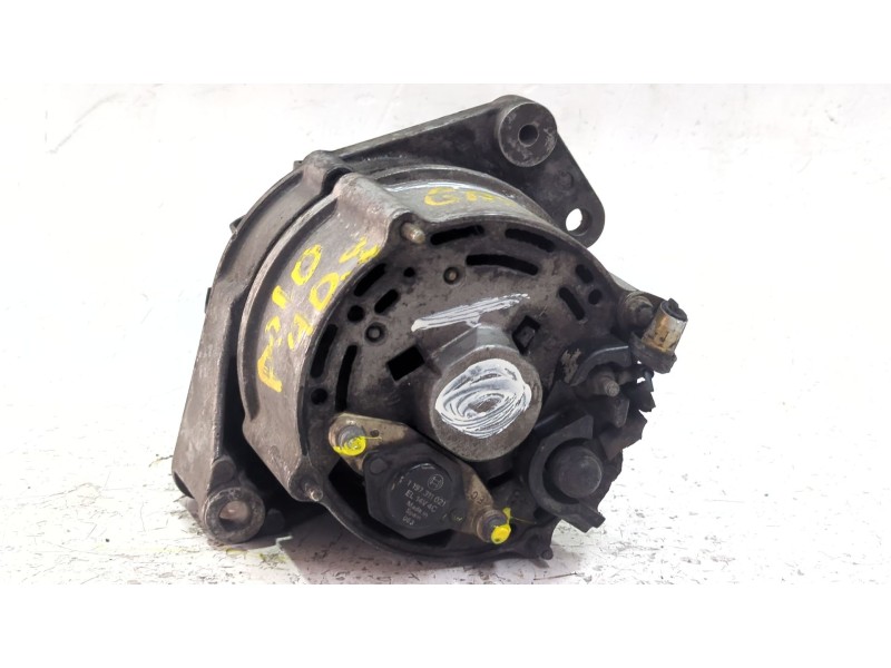 Recambio de alternador para volkswagen polo ii (867/871/873)(10.1981) 1.3 referencia OEM IAM 1197311021  
