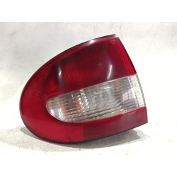 Recambio de piloto trasero izquierdo para renault megane i classic (la0/1_) 1.9 dti (la08, la0n) referencia OEM IAM 7700428058  