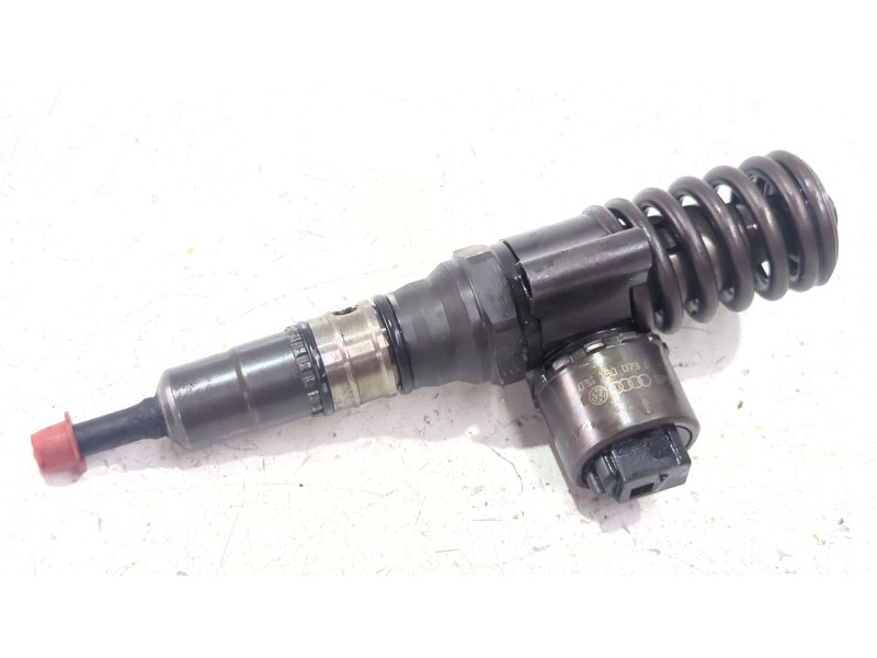 Recambio de inyector para audi a3 (8p1)(05.2003) 2.0 tdi 16v referencia OEM IAM 036130073G  