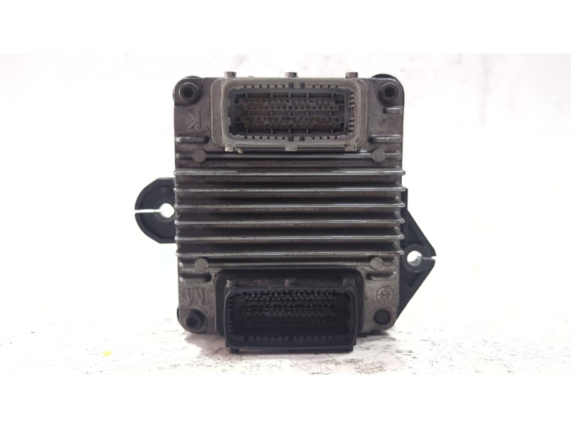 Recambio de centralita inyeccion para daewoo kalos (klas) 1.4 16v referencia OEM IAM 96417551  