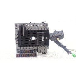 Recambio de caja reles / fusibles para volvo xc90 i (275) d5 awd referencia OEM IAM 30679527  