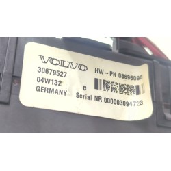 Recambio de caja reles / fusibles para volvo xc90 i (275) d5 awd referencia OEM IAM 30679527  