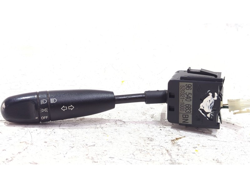 Recambio de mando intermitentes para daewoo kalos (klas) 1.4 16v referencia OEM IAM 96540683  