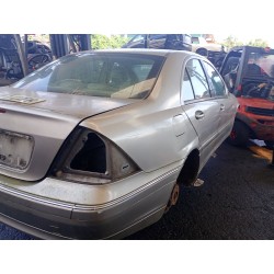 mercedes-benz clase c (w203) del año 2003