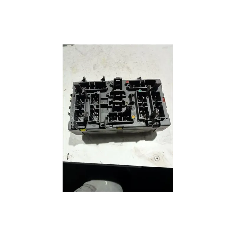 Recambio de caja fusibles/rele para citroën xsara berlina (1997) 1.9 td referencia OEM IAM 9568591180  
