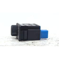 Recambio de regulador altura luces para nissan primera (p11) 1.6 16v referencia OEM IAM 37044A  