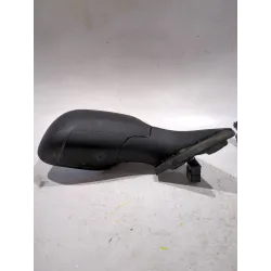 Recambio de retrovisor derecho para audi a4 b5 (8d2) 1.9 tdi quattro referencia OEM IAM 8D0857544  