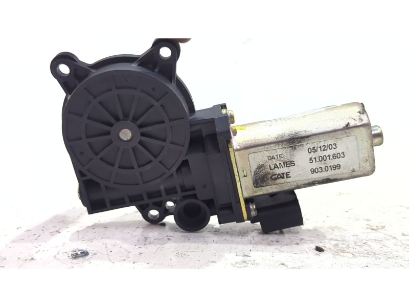 Recambio de motor elevalunas delantero derecho para lancia ypsilon (843_) 1.2 (843.axa1a) referencia OEM IAM 9030199  