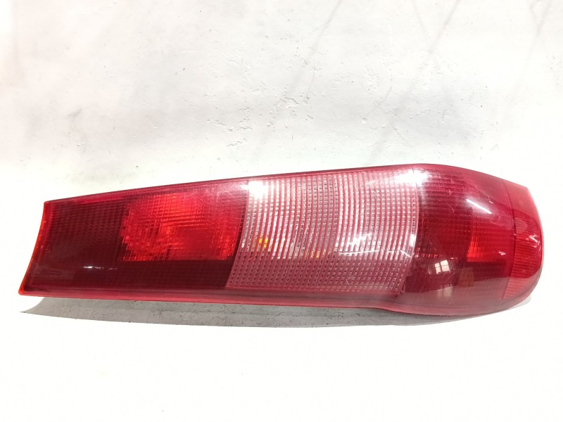 Recambio de piloto trasero izquierdo para fiat i punto (176) berlina (1993) 55 1.1 referencia OEM IAM 36510748  