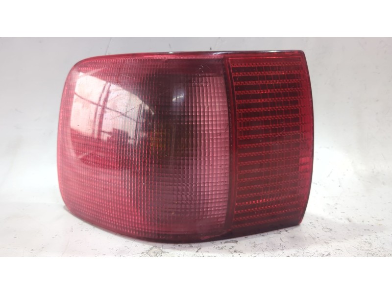 Recambio de piloto trasero izquierdo para audi 80 b4 avant (8c5) 1.9 tdi referencia OEM IAM 8A0945095  