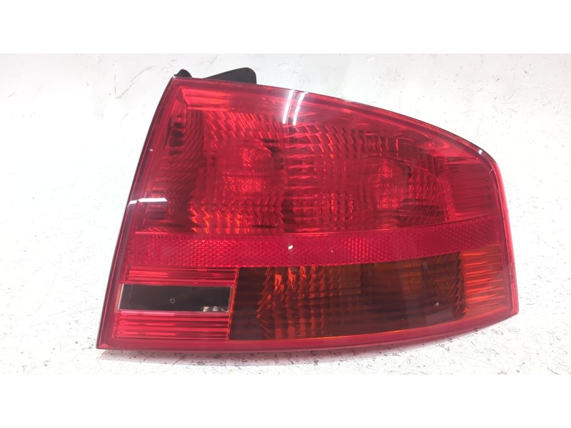Recambio de piloto trasero derecho para audi a4 b7 (8ec) 2.0 tdi 16v referencia OEM IAM 965084  