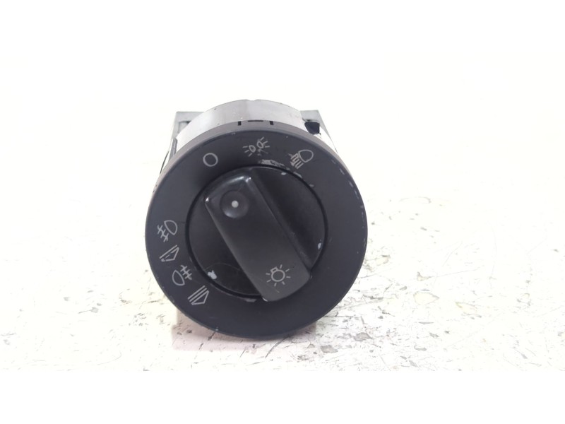 Recambio de mando luces para audi a4 b7 (8ec) 2.0 tdi 16v referencia OEM IAM BK78E0941531C  