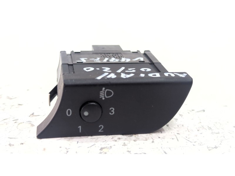 Recambio de regulador altura luces para audi a4 b7 (8ec) 2.0 tdi 16v referencia OEM IAM 8E1919094  