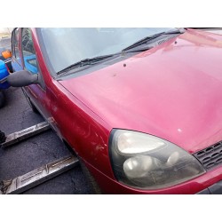 renault clio ii fase i (b/cb0)(1998) del año 2001