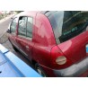 renault clio ii fase i (b/cb0)(1998) del año 2001
