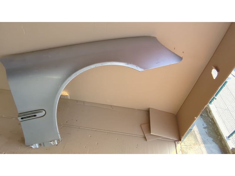 Recambio de aleta delantera derecha para mercedes-benz clase c (w203) c 200 cdi (203.004) referencia OEM IAM   