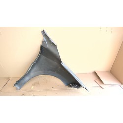 Recambio de aleta delantera izquierda para renault megane iii fastback (bz0_) 1.2 referencia OEM IAM   