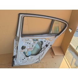 Recambio de puerta trasera derecha para bmw 1 (e87) 120 d referencia OEM IAM   