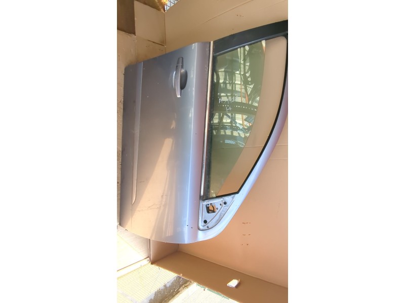 Recambio de puerta delantera derecha para opel astra h (a04) 1.7 cdti (l48) referencia OEM IAM   